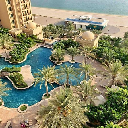 Bespoke Holiday Homes - Palm Jumeirah- 1 Bedroom Fairmont North Residence Дубай Экстерьер фото