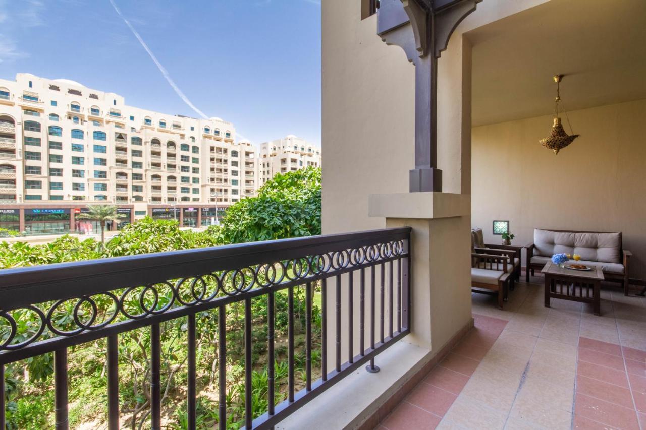 Bespoke Holiday Homes - Palm Jumeirah- 1 Bedroom Fairmont North Residence Дубай Экстерьер фото