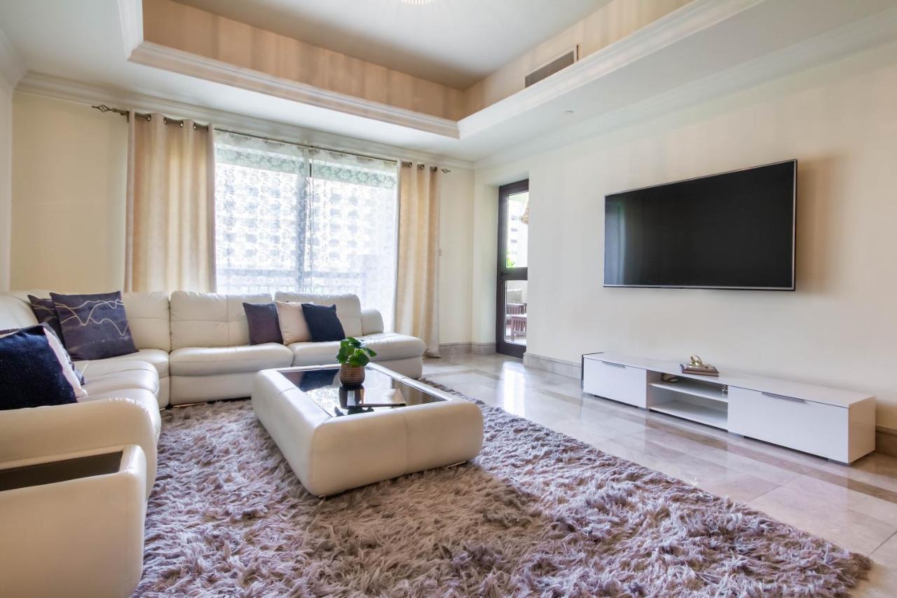 Bespoke Holiday Homes - Palm Jumeirah- 1 Bedroom Fairmont North Residence Дубай Экстерьер фото